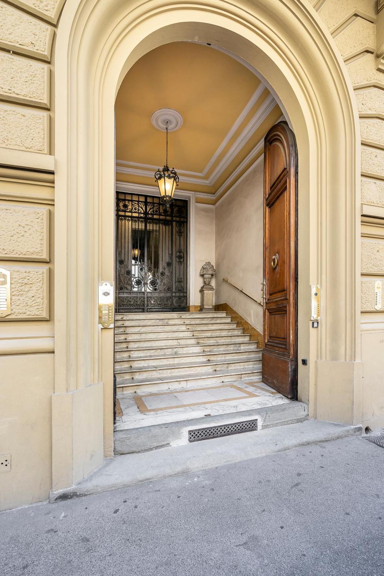 San Marco White Appartamento Luxury Con Garage Su Richiesta Florencia Exterior foto